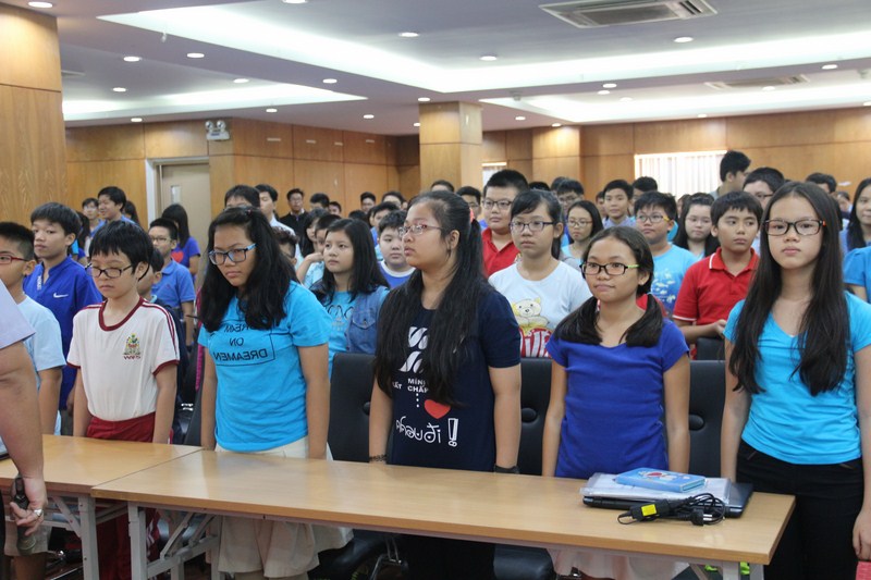 Students prayed a peaceful world