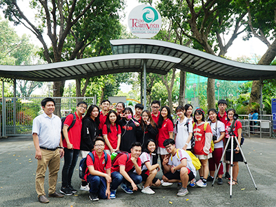 A trip to the Sai Gon Zoo and the view of Grade 11 WASSers