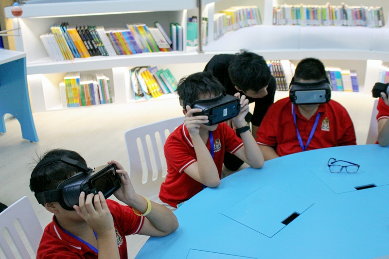 Virtual Reality - Comprehensive technology benefits students development