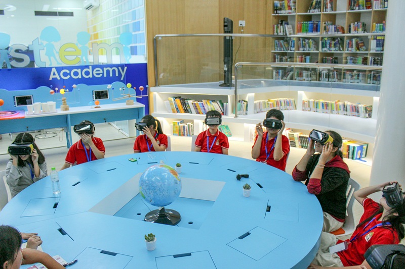 Virtual Reality - Công nghệ ảo, lợi ích thật giúp học sinh phát triển toàn diện