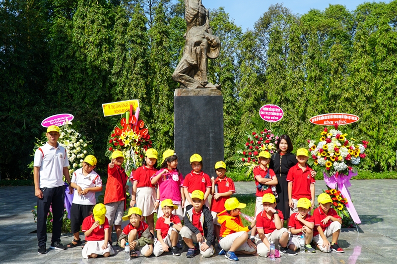 Field trip Khu du lịch Đại Nam và Di tích lịch sử Nhà tù Phú Lợi