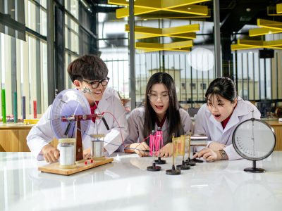 mini-science-fair-exhibition