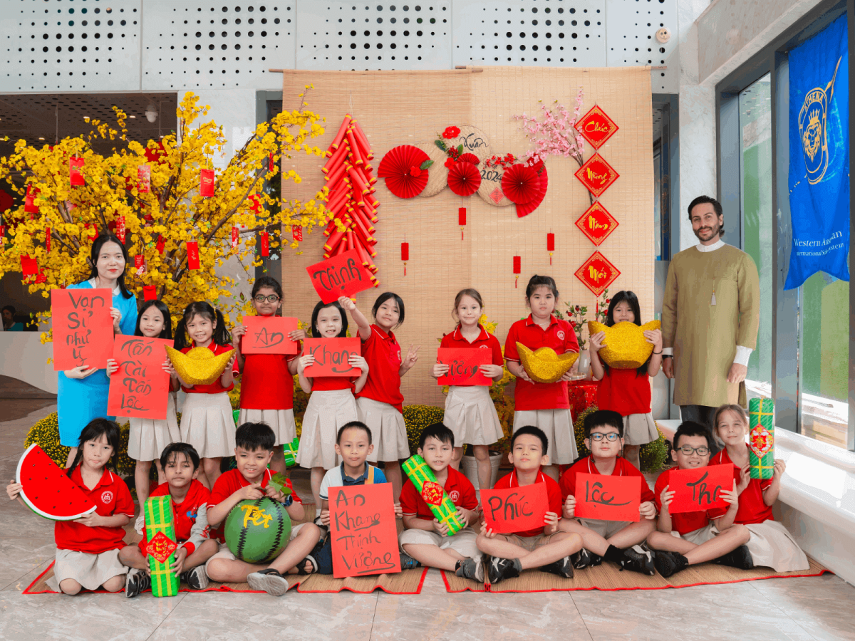 vietnamese-lunar-new-year-in-the-eyes-of-international-wassers
