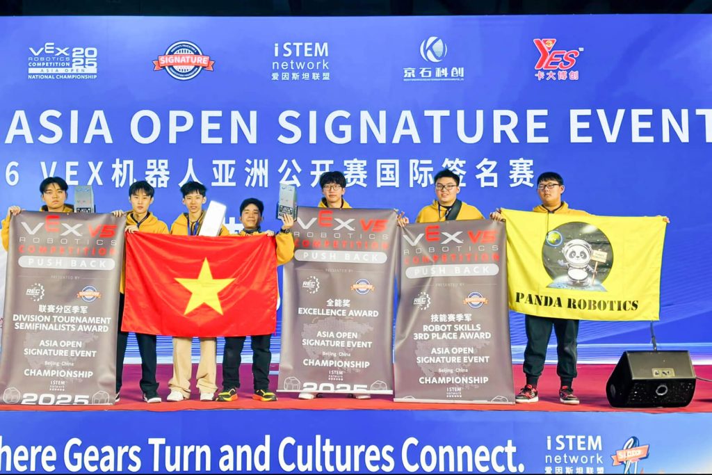 vex-robotics-chau-a-2025-noi-cac-ky-su-tai-nang-thu-thach-tu-duy-va-but-pha-gioi-han