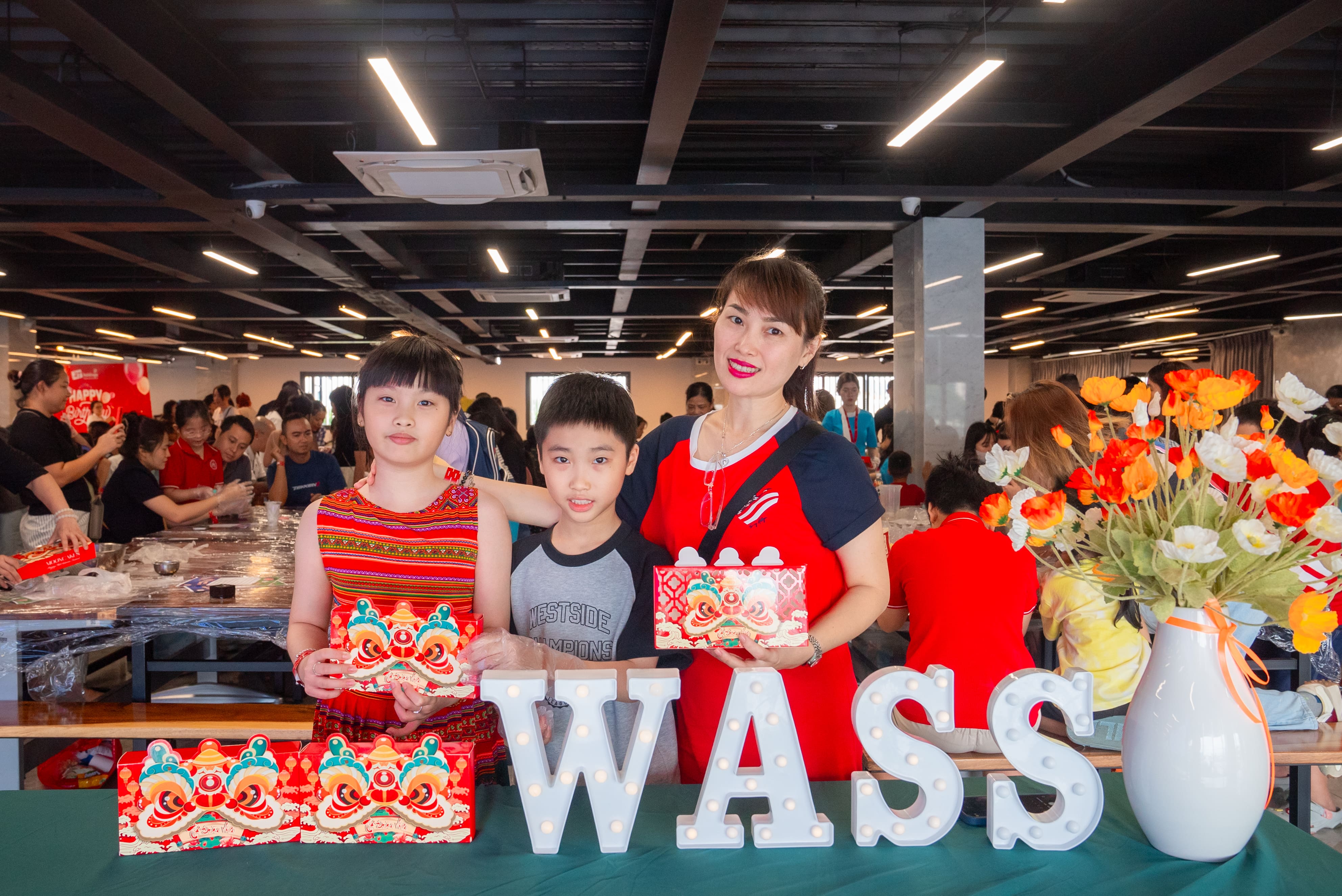 WASSers and Family have memorable experiences at the Mid-Autumn Festival