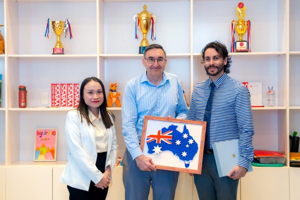 wass-han-hanh-don-tiep-pho-tong-lanh-su-quan-uc