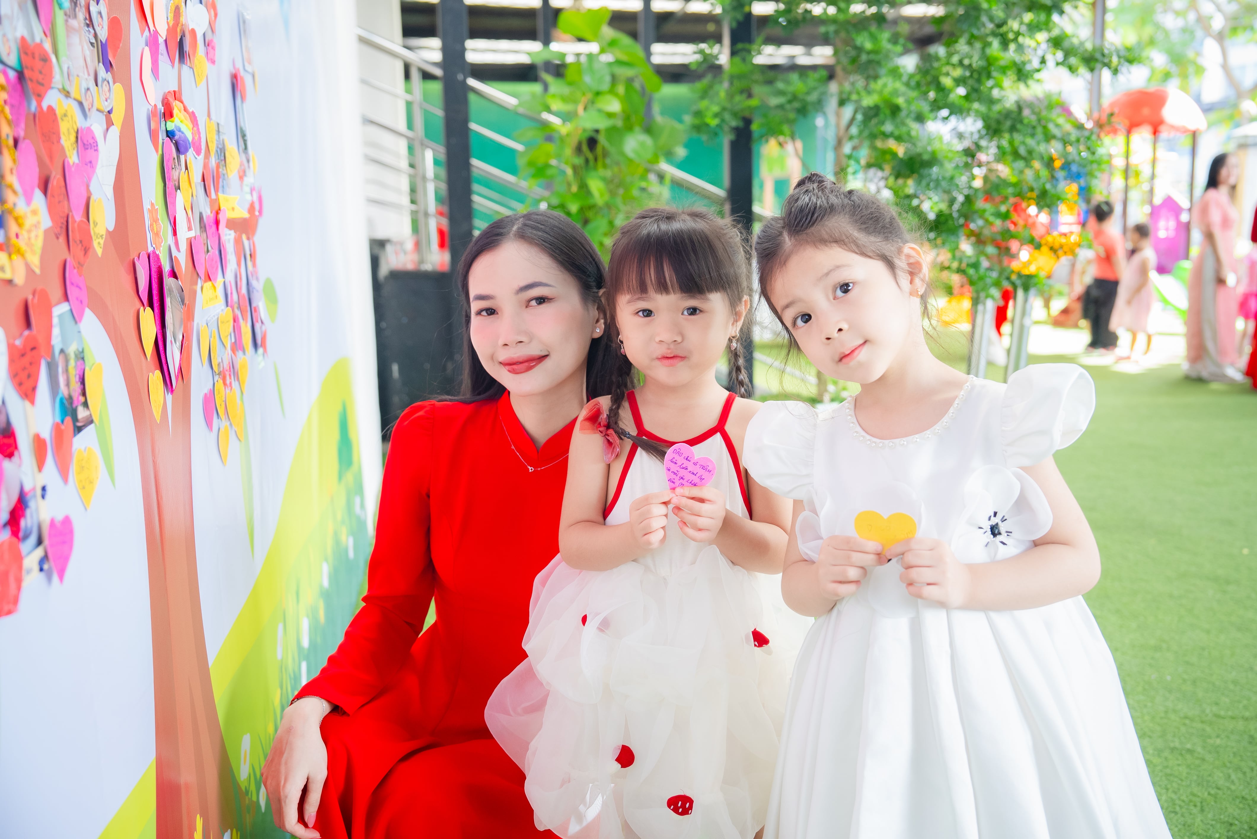 wass-ron-rang-chao-mung-ngay-nha-giao-viet-nam