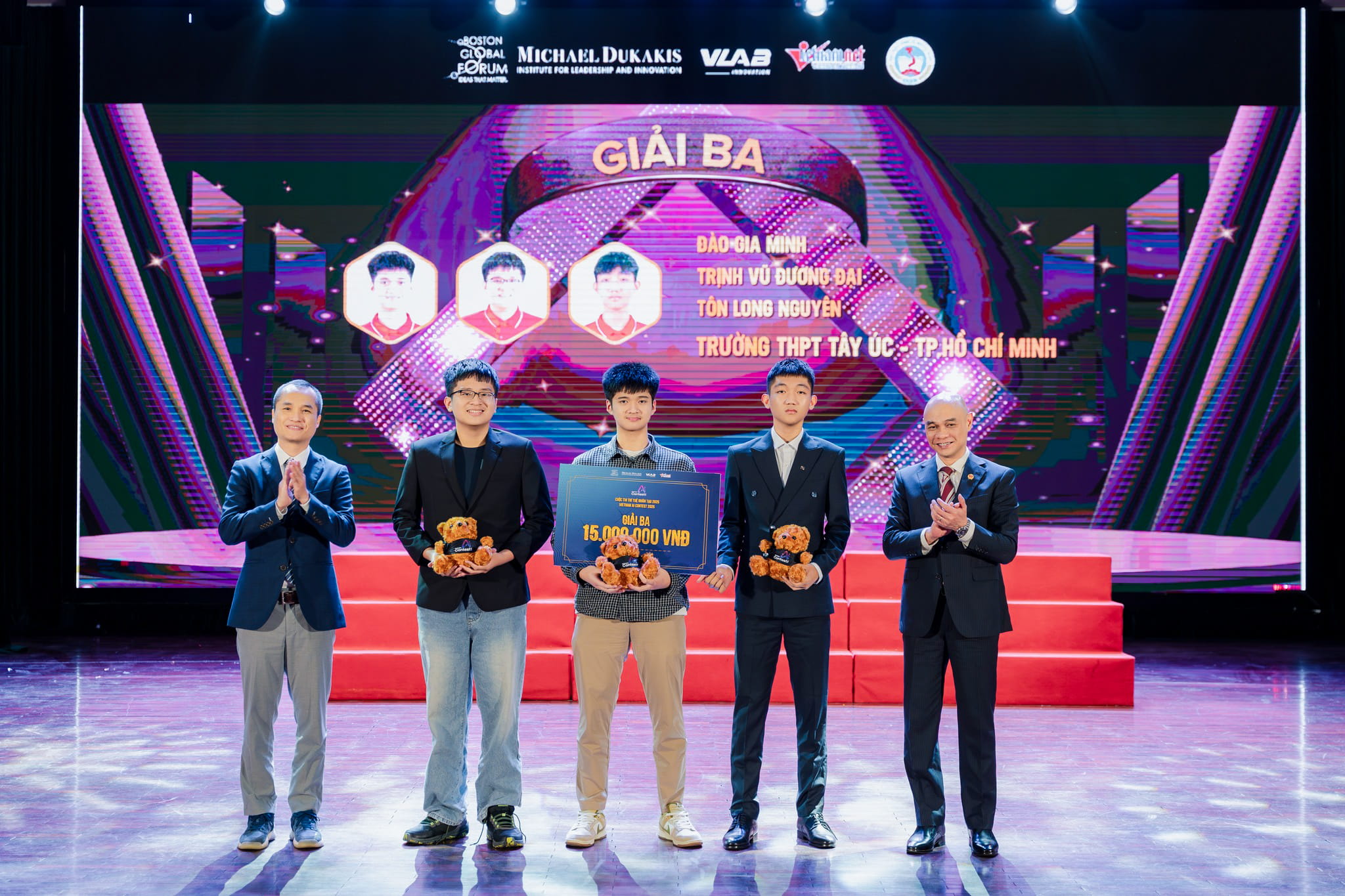 bi-quyet-lam-chu-cong-nghe-tri-tue-nhan-tao-cua-3-ky-su-wassers