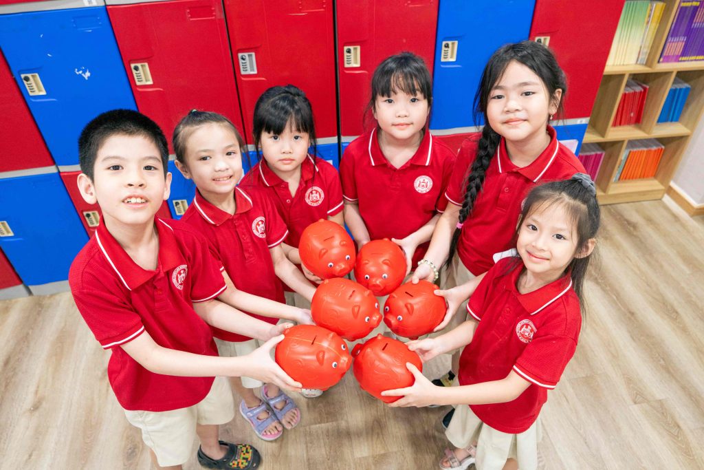 lan-toa-yeu-thuong-tu-nhung-hanh-dong-nho-be